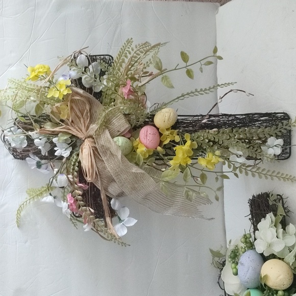 Easter Cross Decoration Set - Picture 2 of 14